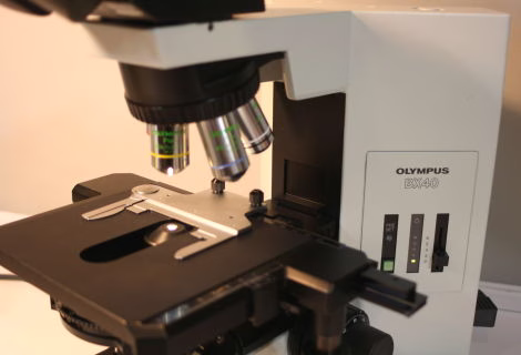 OLYMPUS BX40