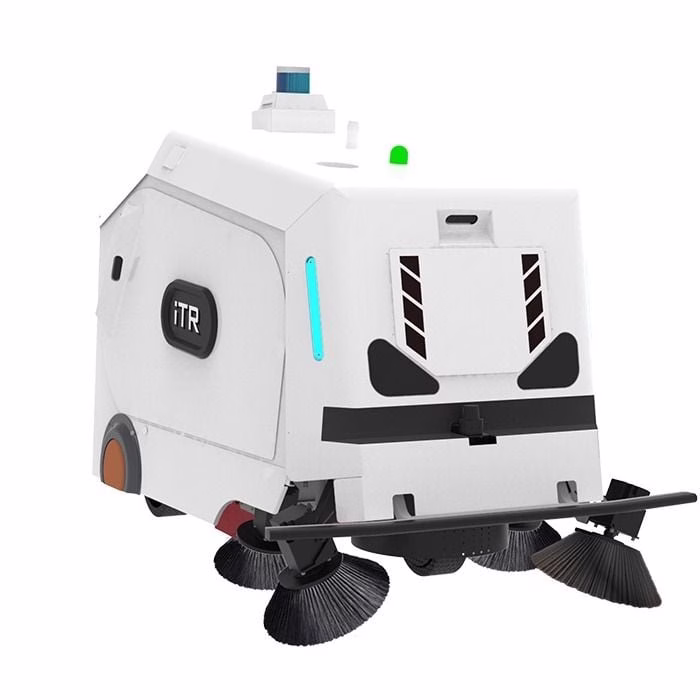 iTR W2 Commercial Outdoor Sweeper