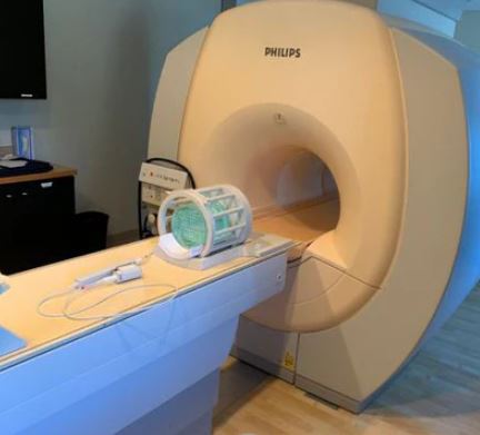 PHILIPS Intera 1.5T