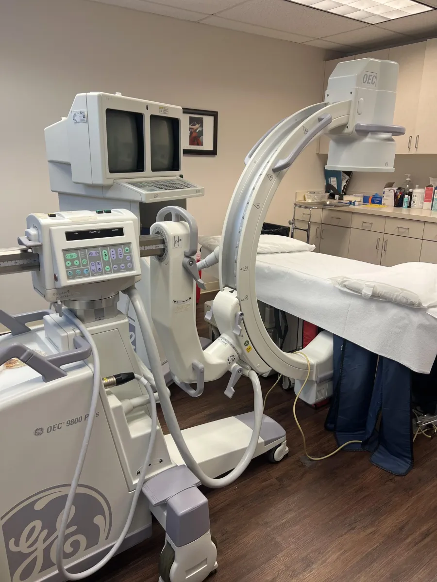 GE OEC 9800 Plus C-Arm – Mobile Fluoroscopy System