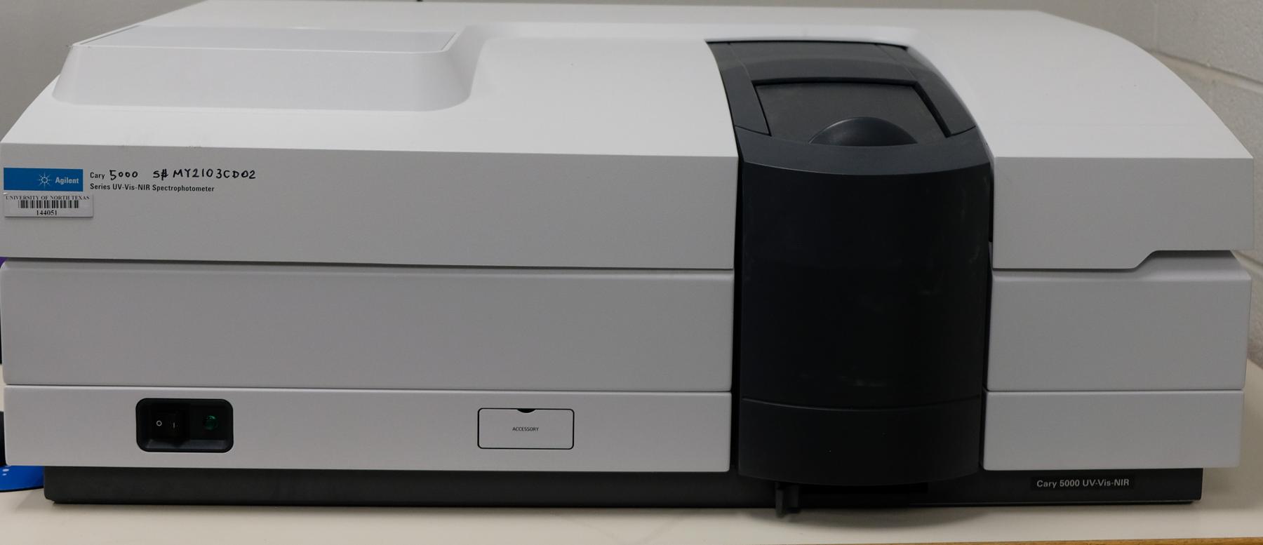 Agilent Cary 5000 UV-Vis-NIR Analytical Laboratory System