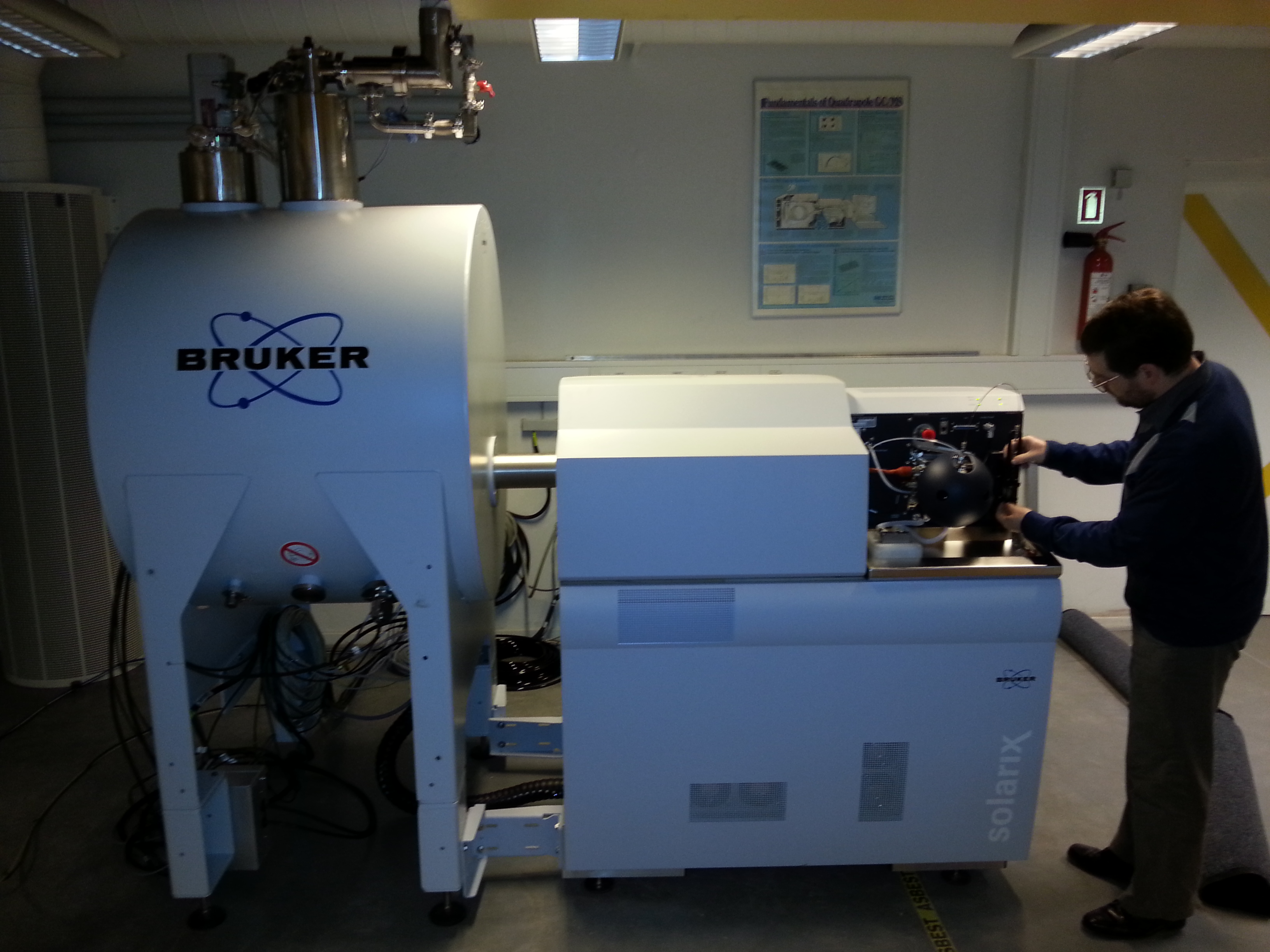 Bruker solariX XR FT-ICR Analytical Laboratory System