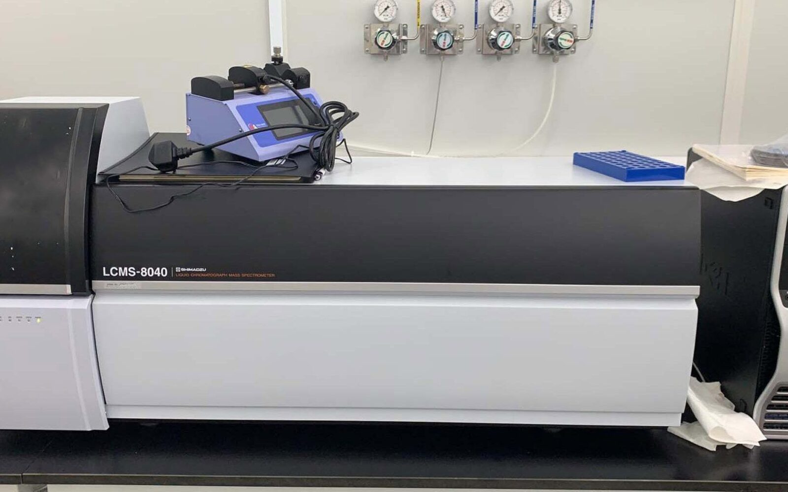 Shimadzu LCMS-8040 Analytical Laboratory System