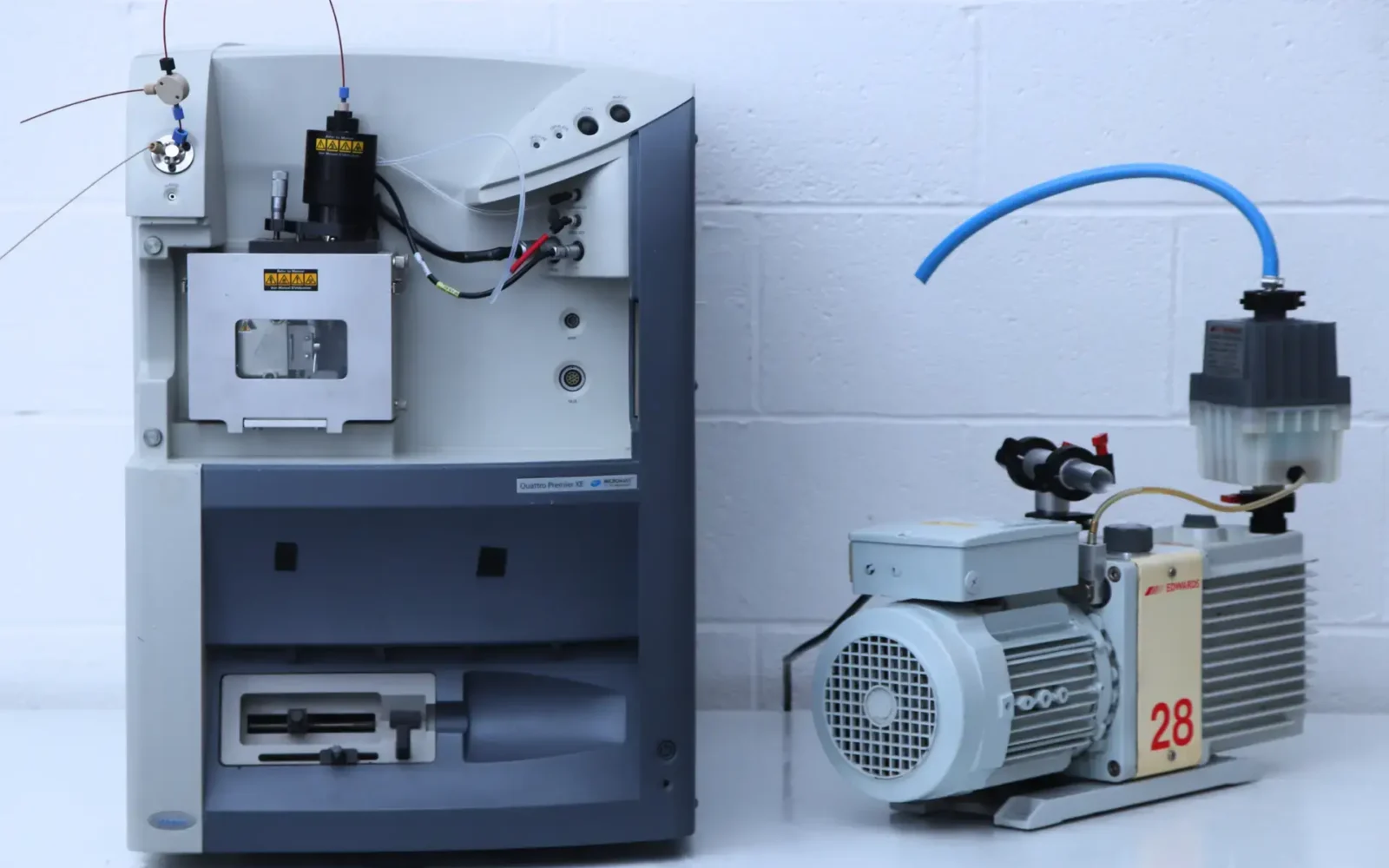 Waters Quattro Premier XE Analytical Laboratory System