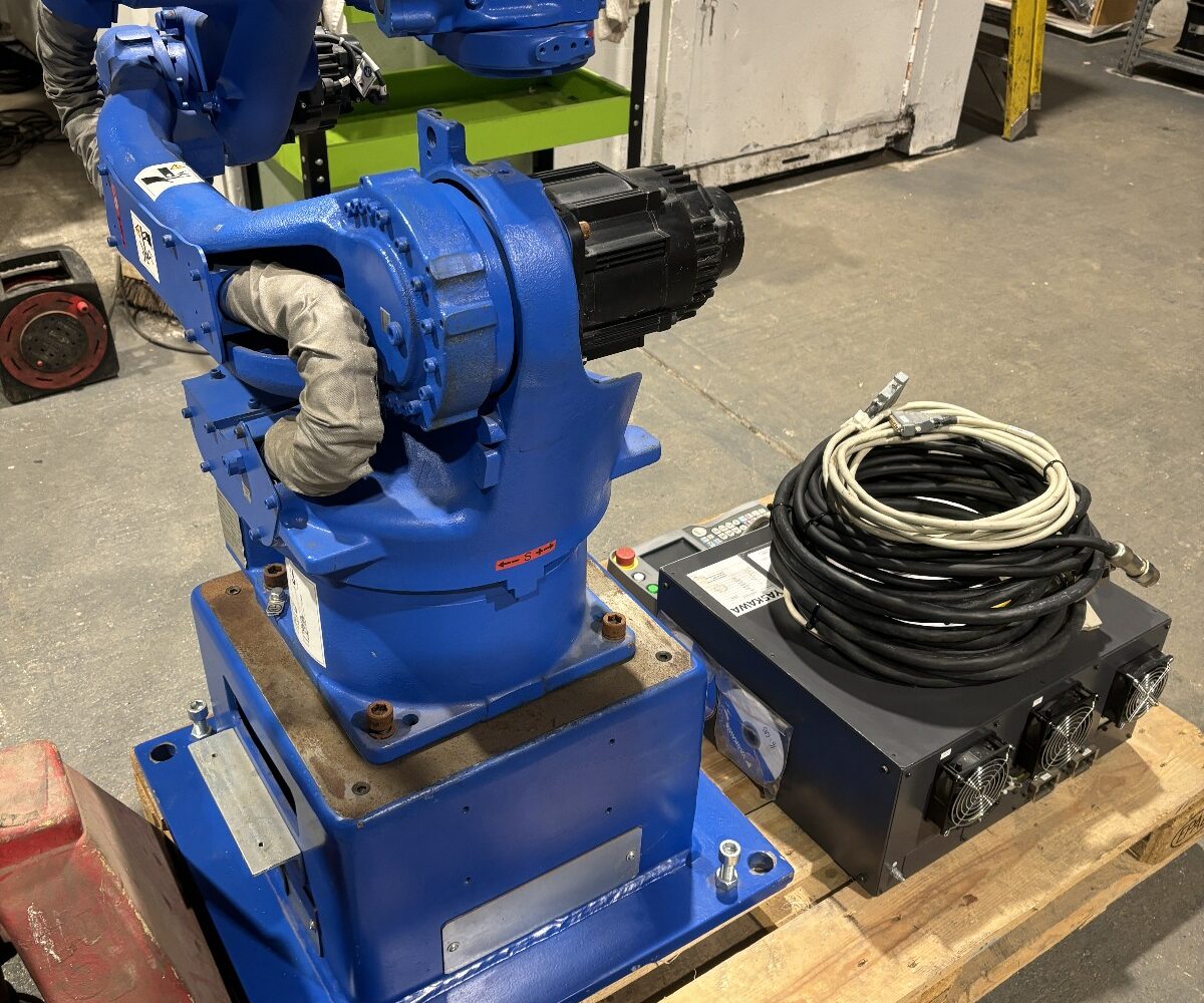 Yaskawa Motoman MA1440 Industrial Robot