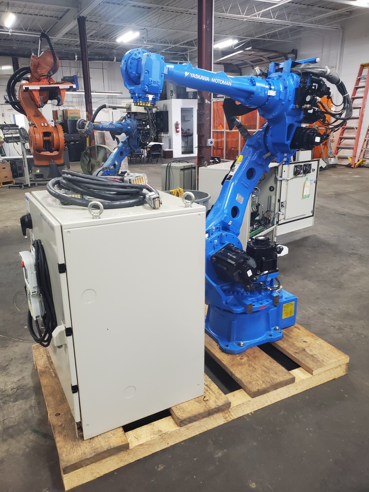 Yaskawa Motoman MH80 Industrial Robot