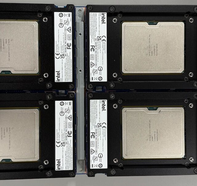 Intel Data Center GPU Max 1450 128GB HBM2e OAM