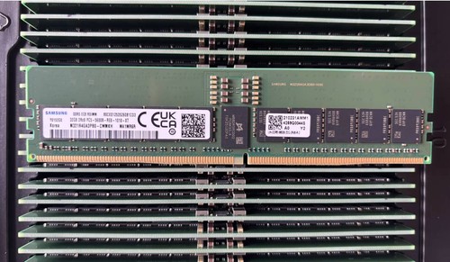 Samsung M321R4GA3PB0-CWMKH 32GB Memory module